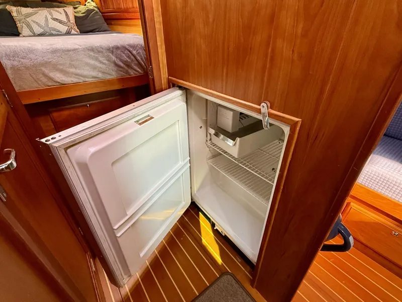 Slide: The Image of Sabre 42 Sedan 2006 - 5727519