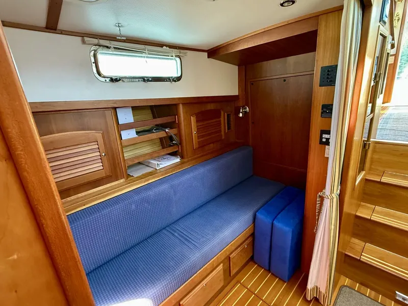 Slide: The Image of Sabre 42 Sedan 2006 - 5727521