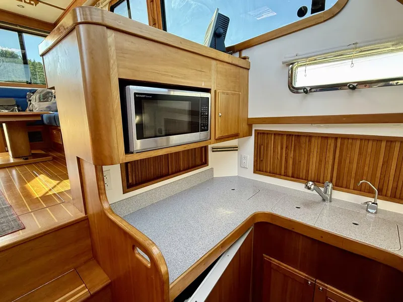 Slide: The Image of Sabre 42 Sedan 2006 - 5727522