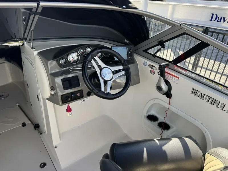 Slide: The Image of Stingray 234LR 2019 - 5727737