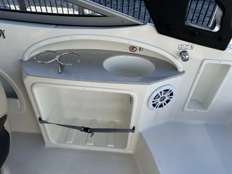 Slide: The Image of Stingray 234LR 2019 - 5727739