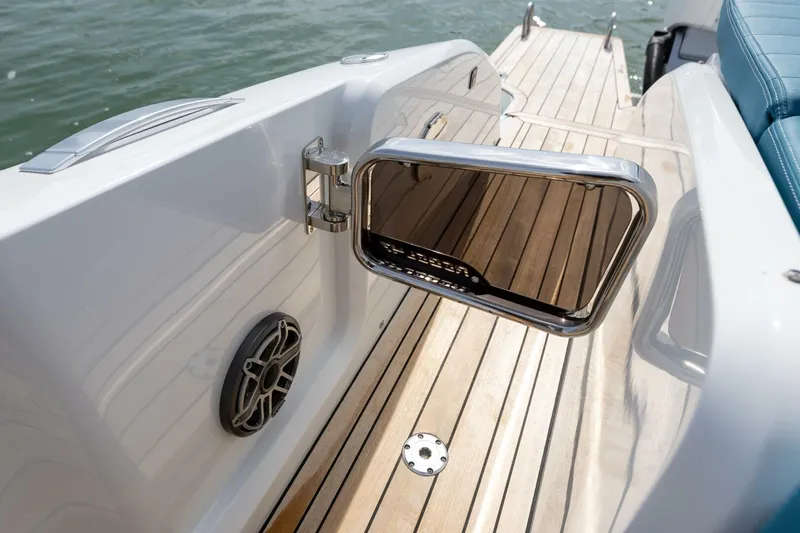 Slide: The Image of Sacs Rebel 47 2025 - 5727985