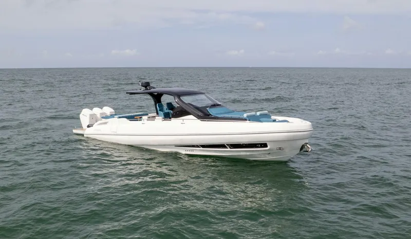 Slide: The Image of Sacs Rebel 47 2025 - 5727965