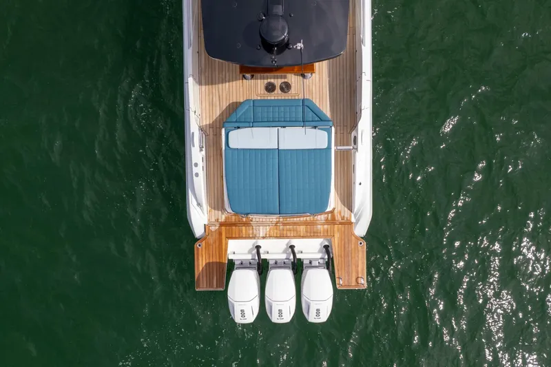 Slide: The Image of Sacs Rebel 47 2025 - 5728021