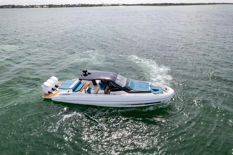 Slide: The Image of Sacs Rebel 47 2025 - 5728050