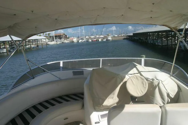 Slide: The Image of Meridian 411 Sedan 2005 - 5728567