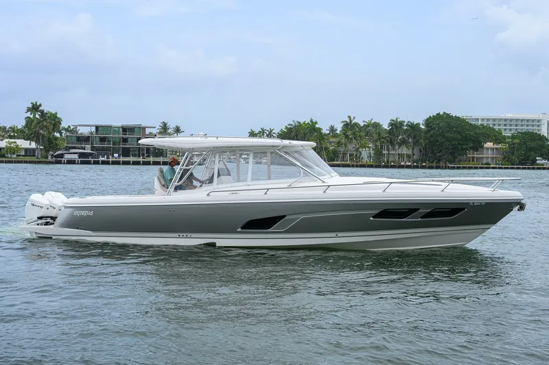 The Image of Intrepid 41 - Starboard Profile  2023 Intrepid Valor - 5729720