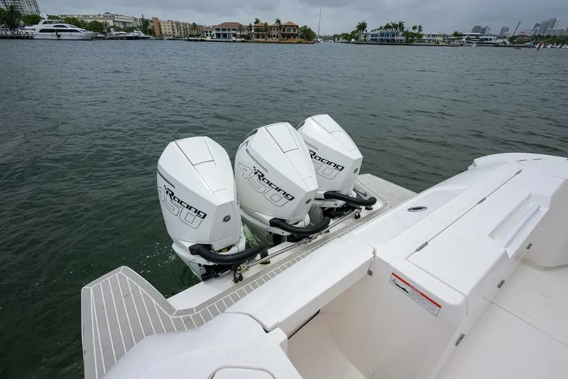 Slide: The Image of Intrepid 41 - Mercury Engines 2023 Intrepid Valor - 5729823