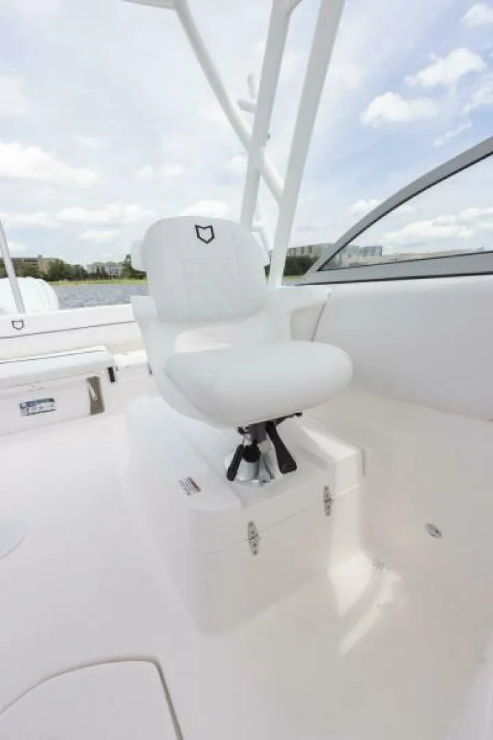 Slide: The Image of Sea Fox 228 Traveler 2026 - 5729800