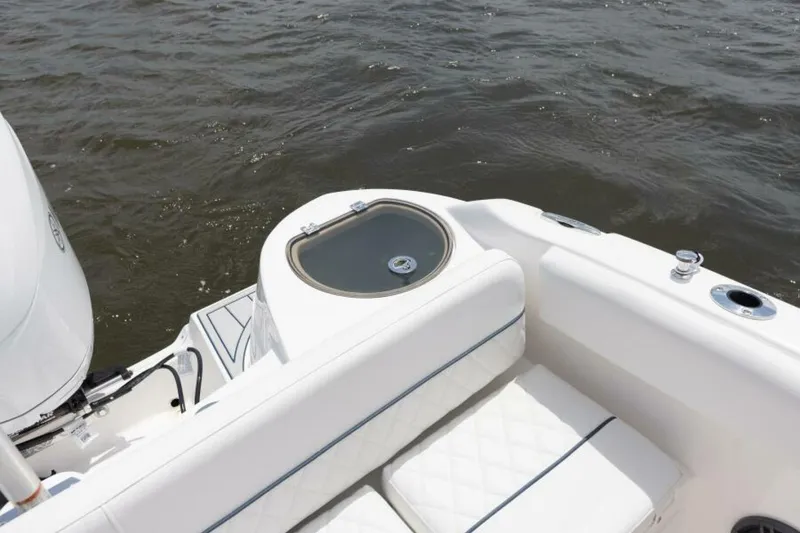 Slide: The Image of Sea Fox 228 Traveler 2026 - 5729805