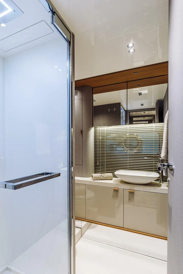 Slide: The Image of Cranchi Sessantadue 62 2026 - 5730140