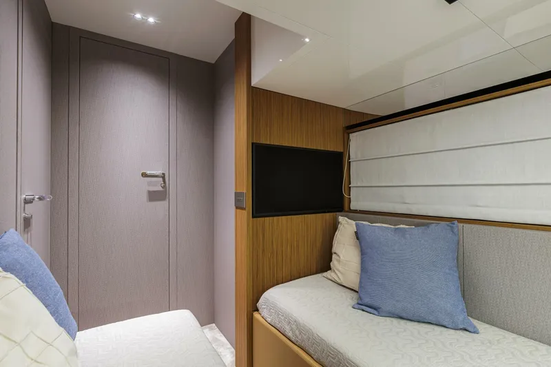 Slide: The Image of Cranchi Sessantadue 62 2026 - 5730147