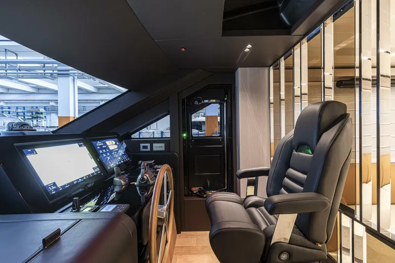 Slide: The Image of Cranchi Sessantadue 62 2026 - 5730178