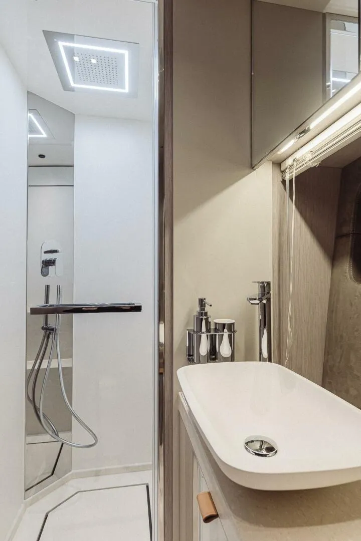 Slide: The Image of Cranchi Sessantadue 62 2026 - 5730192