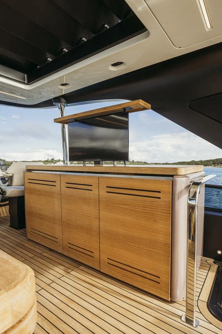 Slide: The Image of Cranchi Sessantadue 62 2026 - 5730069