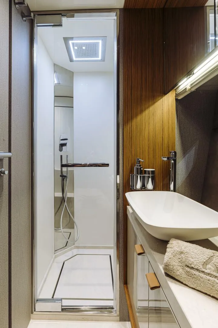 Slide: The Image of Cranchi Sessantadue 62 2026 - 5730131