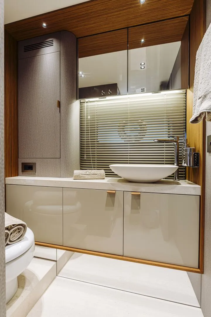 Slide: The Image of Cranchi Sessantadue 62 2026 - 5730138