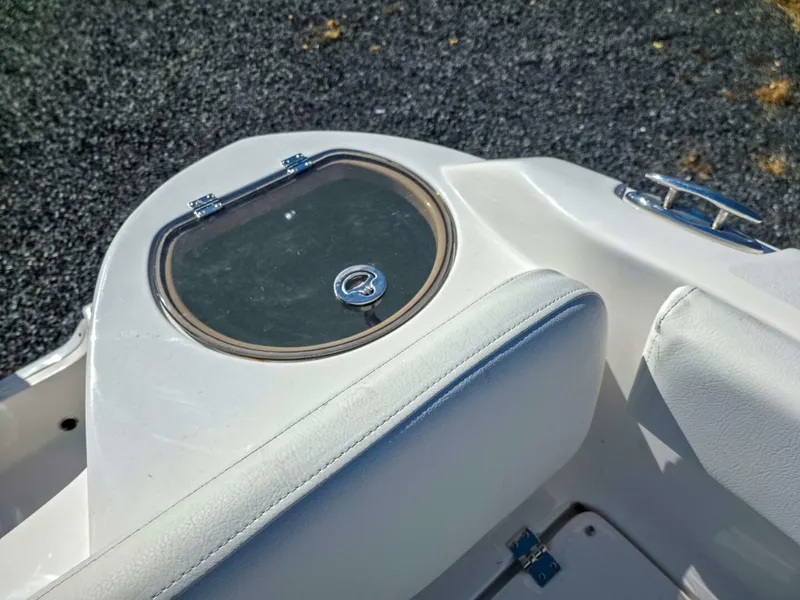 Slide: The Image of Sea Fox 228 Traveler 2026 - 5783223