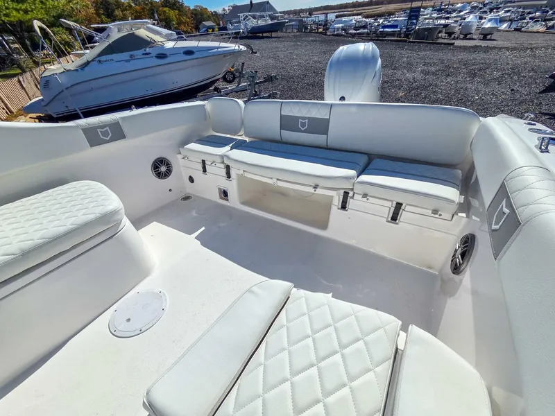 Slide: The Image of Sea Fox 228 Traveler 2026 - 5783231