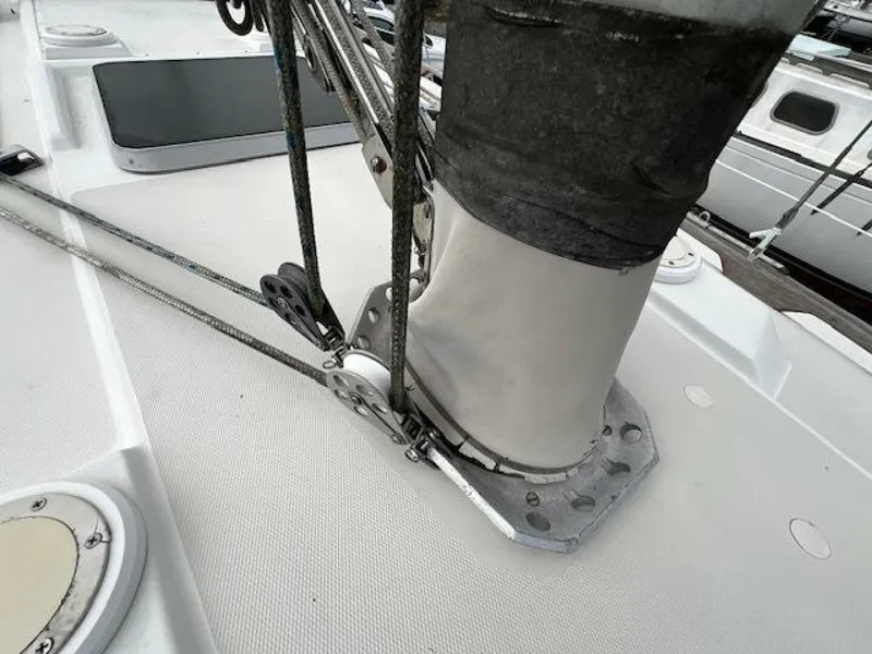 Slide: The Image of Mast base - 5730770