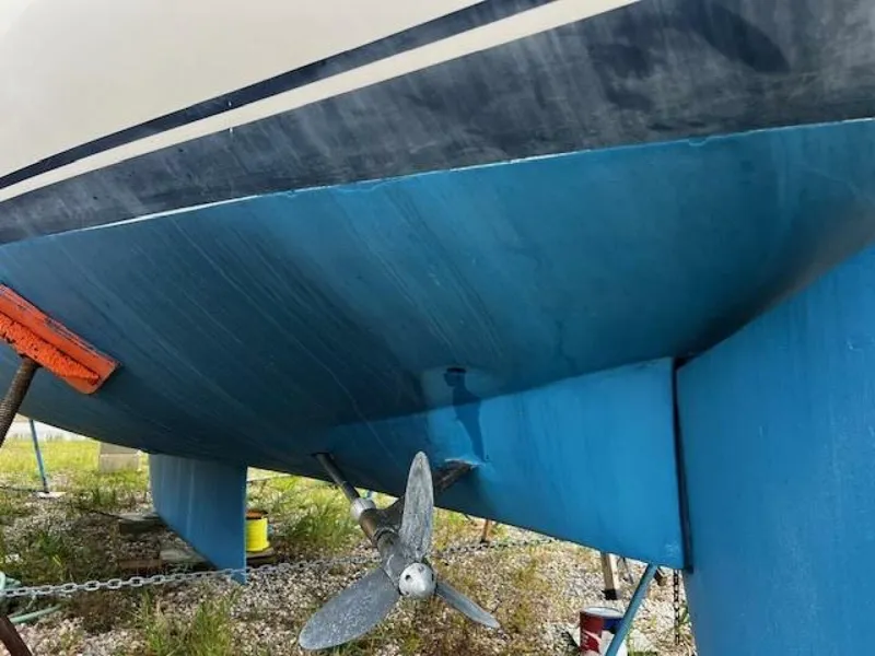 Slide: The Image of Port side rear - 5730779