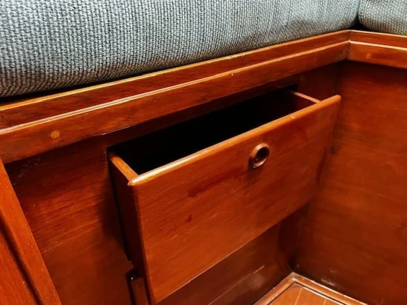 Slide: The Image of Fwd berth storage - 5730802