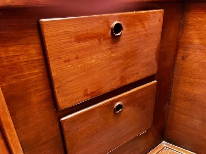 Slide: The Image of Fwd. berth storage - 5730803