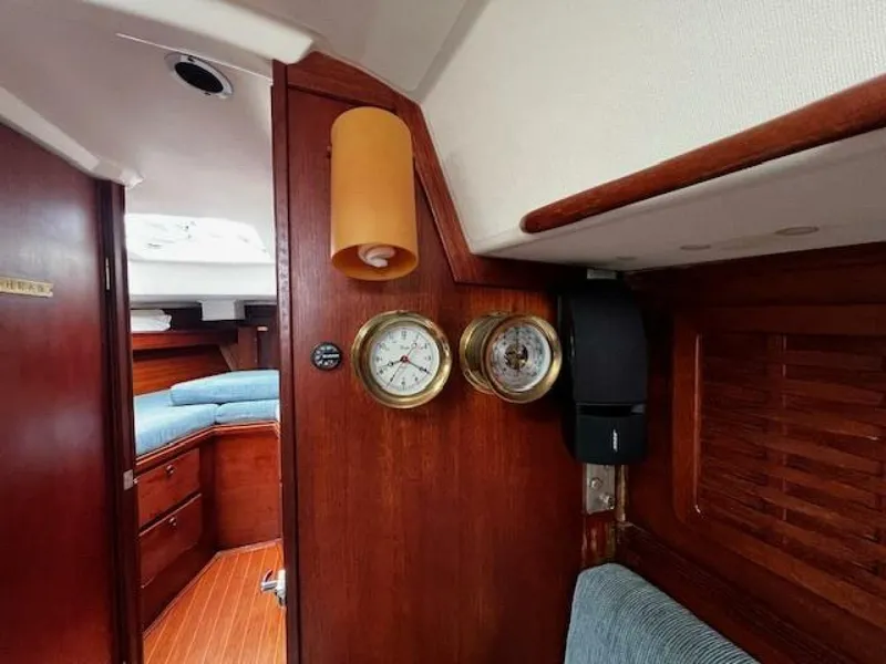 Slide: The Image of Salon starboard  - 5730813