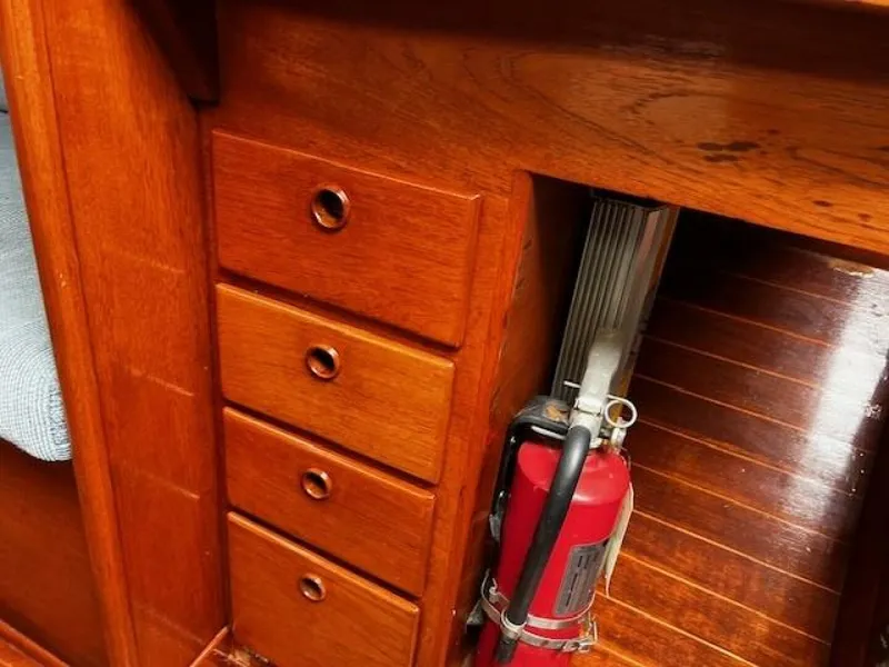 Slide: The Image of Nav station storage - 5730833