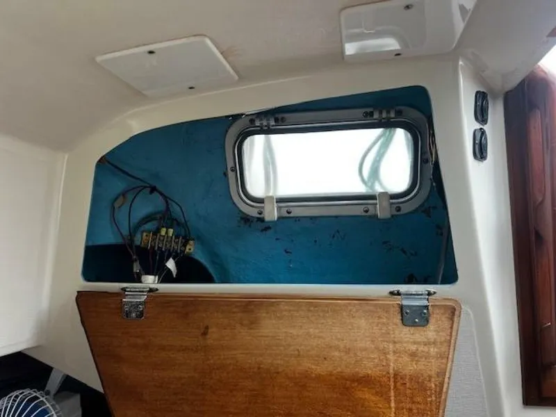 Slide: The Image of Starboard Aft hatch - 5730839