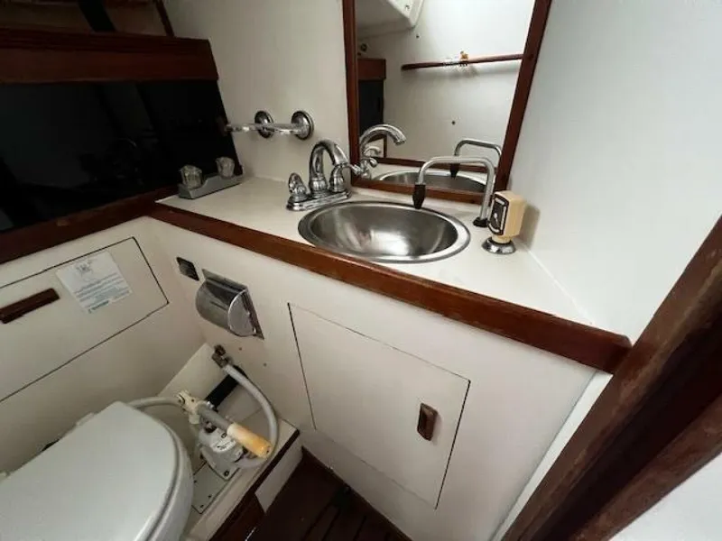 Slide: The Image of Bathroom - 5730846
