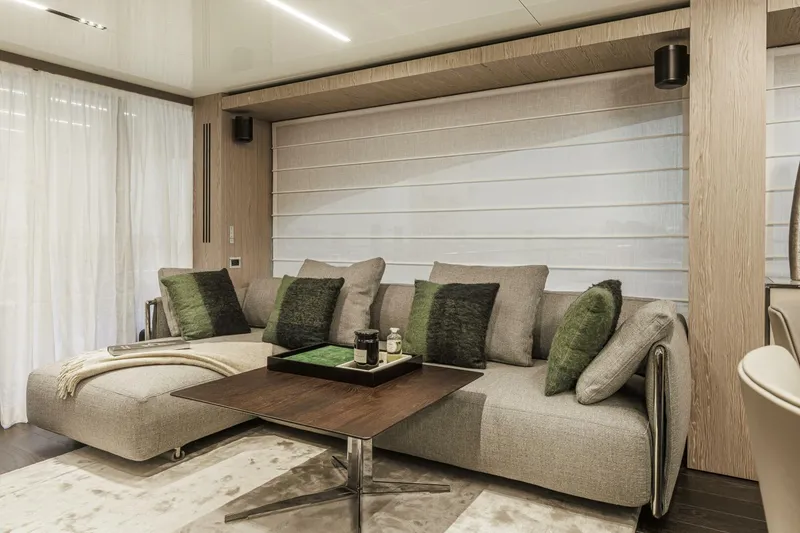 Slide: The Image of Cranchi 68 2026 - 5730976