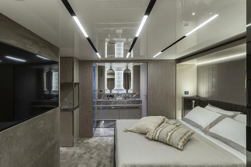 Slide: The Image of Cranchi 68 2026 - 5730985