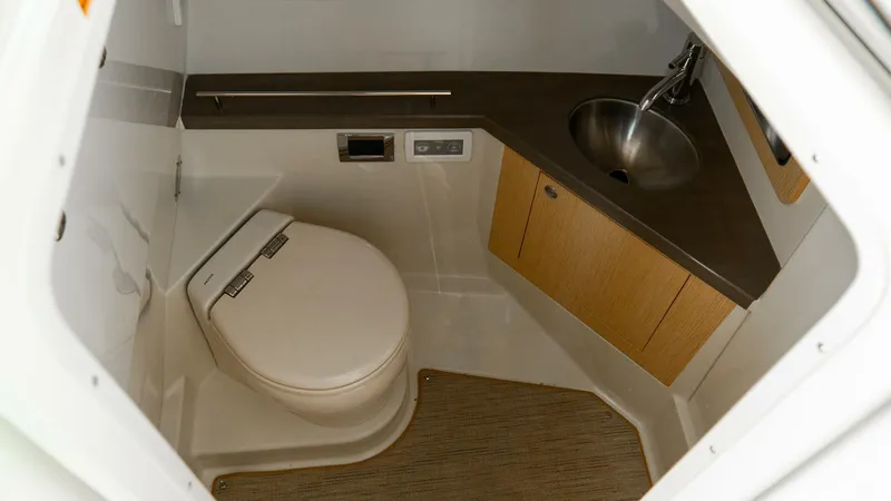 Slide: The Image of Chris-Craft Calypso 2025 - 5731112