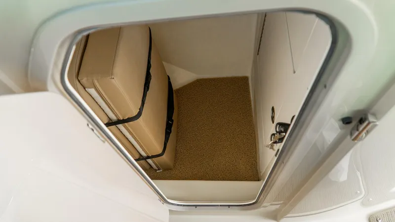 Slide: The Image of Chris-Craft Calypso 2025 - 5731117