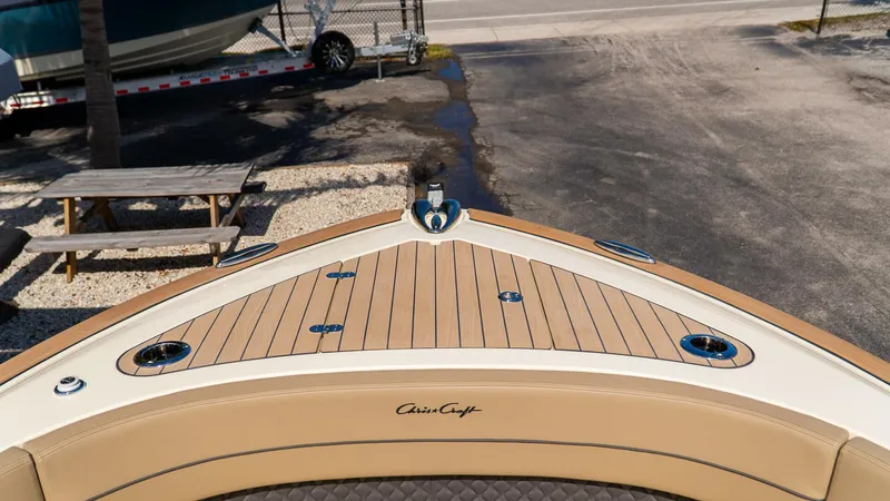 Slide: The Image of Chris-Craft Calypso 2025 - 5731129