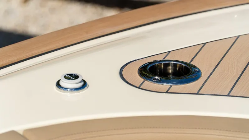 Slide: The Image of Chris-Craft Calypso 2025 - 5731130