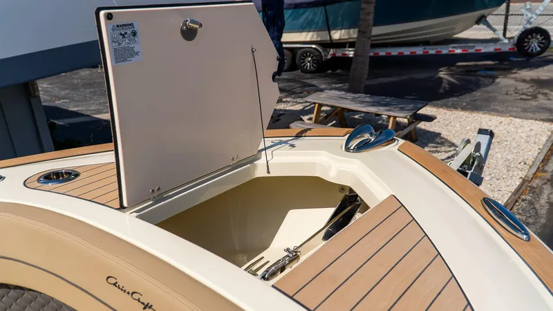 Slide: The Image of Chris-Craft Calypso 2025 - 5731131