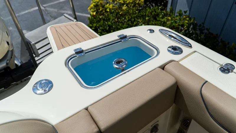 Slide: The Image of Chris-Craft Calypso 2025 - 5731073