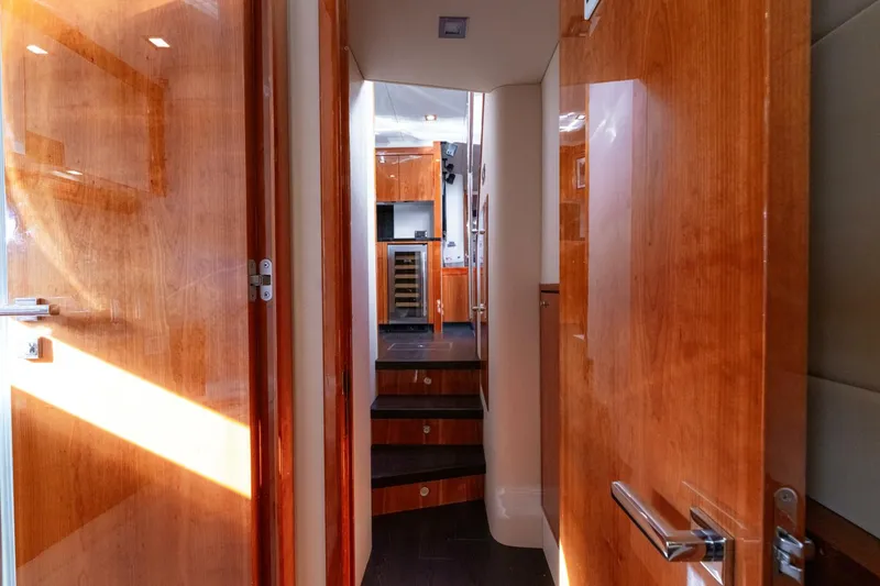 Slide: The Image of Sunseeker Predator 60 2014 - 5758665