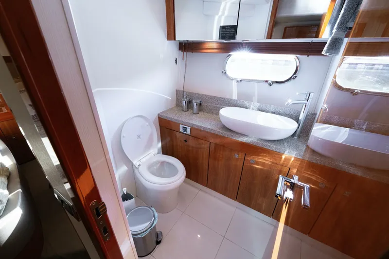 Slide: The Image of Sunseeker Predator 60 2014 - 5758663