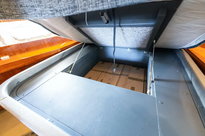 Slide: The Image of Sunseeker Predator 60 2014 - 5758670