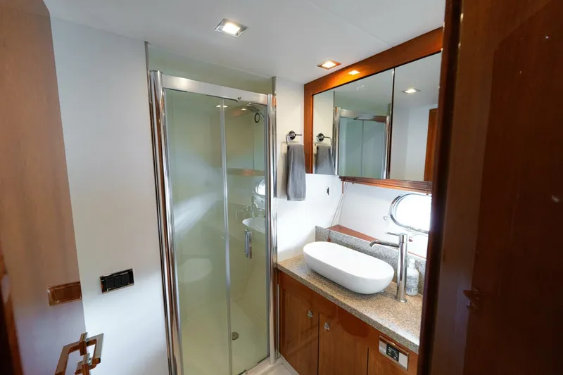 Slide: The Image of Sunseeker Predator 60 2014 - 5758672