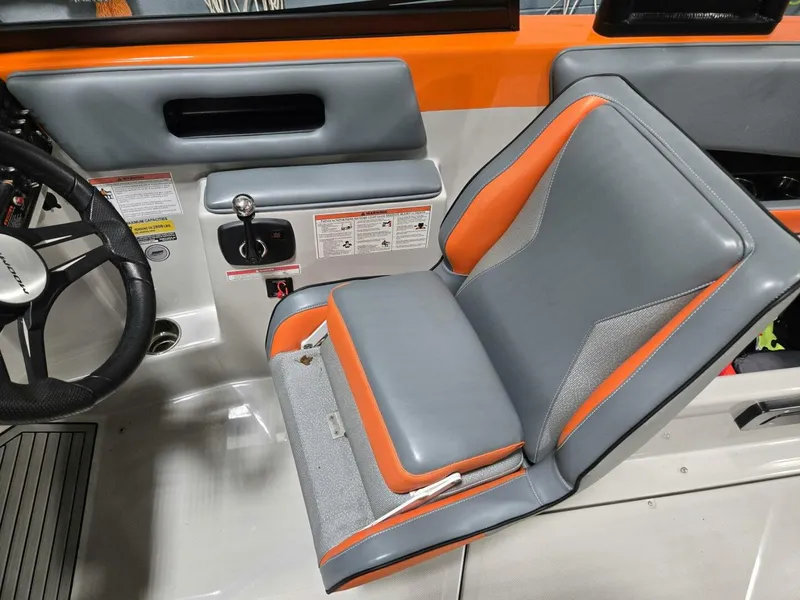 Slide: The Image of Moomba 22 MAX 2018 - 5885410