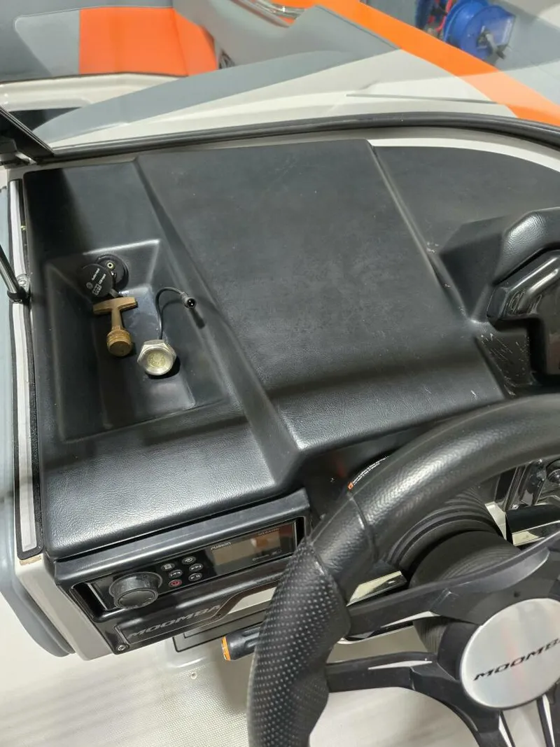 Slide: The Image of Moomba 22 MAX 2018 - 5885382