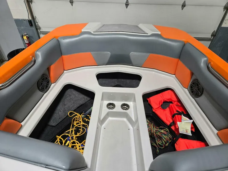 Slide: The Image of Moomba 22 MAX 2018 - 5885428