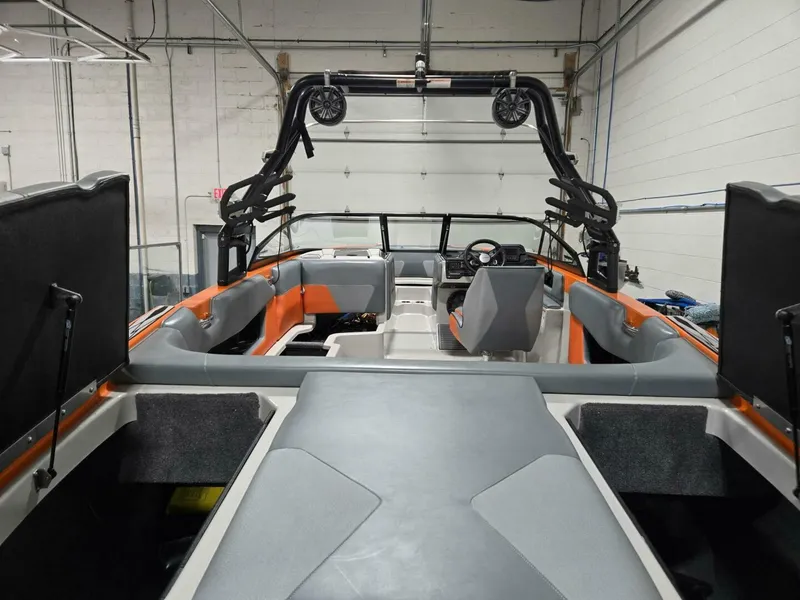 Slide: The Image of Moomba 22 MAX 2018 - 5885420