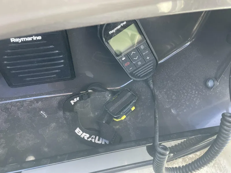 Slide: The Image of Monterey 328SS 2019 - 5731505