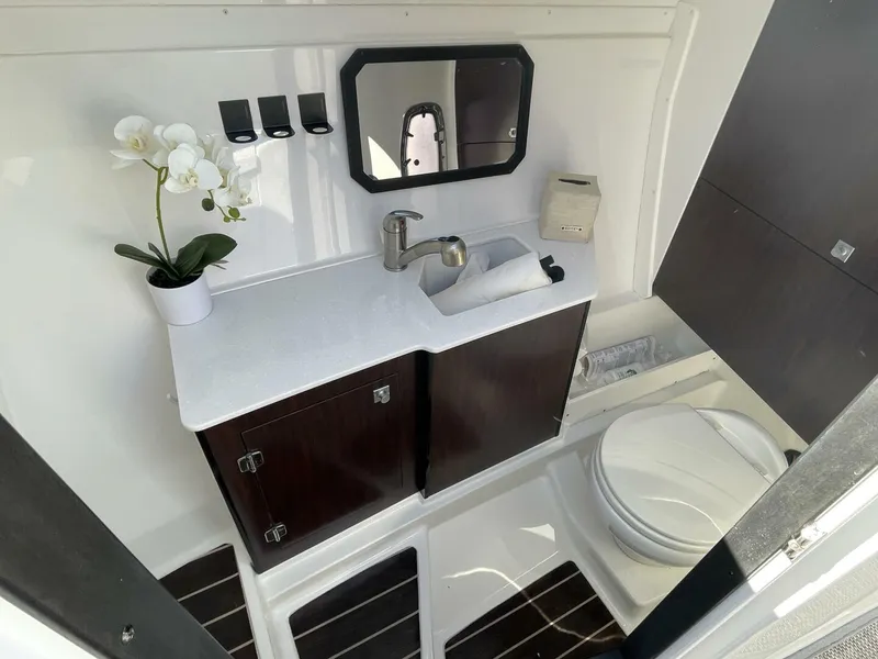 Slide: The Image of Monterey 328SS 2019 - 5731488