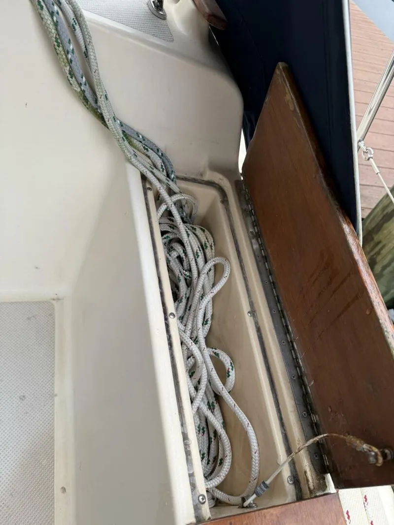 Slide: The Image of Island Packet IP-29 1991 - 5731448